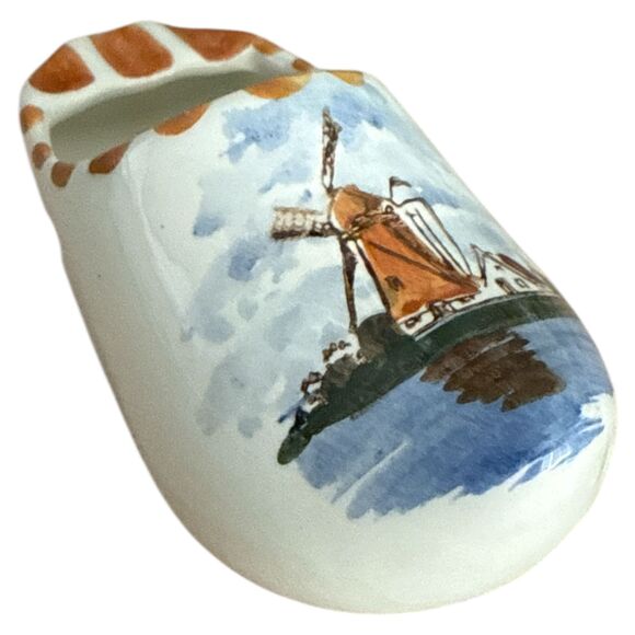 Vintage Delft Hand Painted Holland Dutch Clog Ashtray Polychrome Windmill 4.5” - Picture 2 of 10